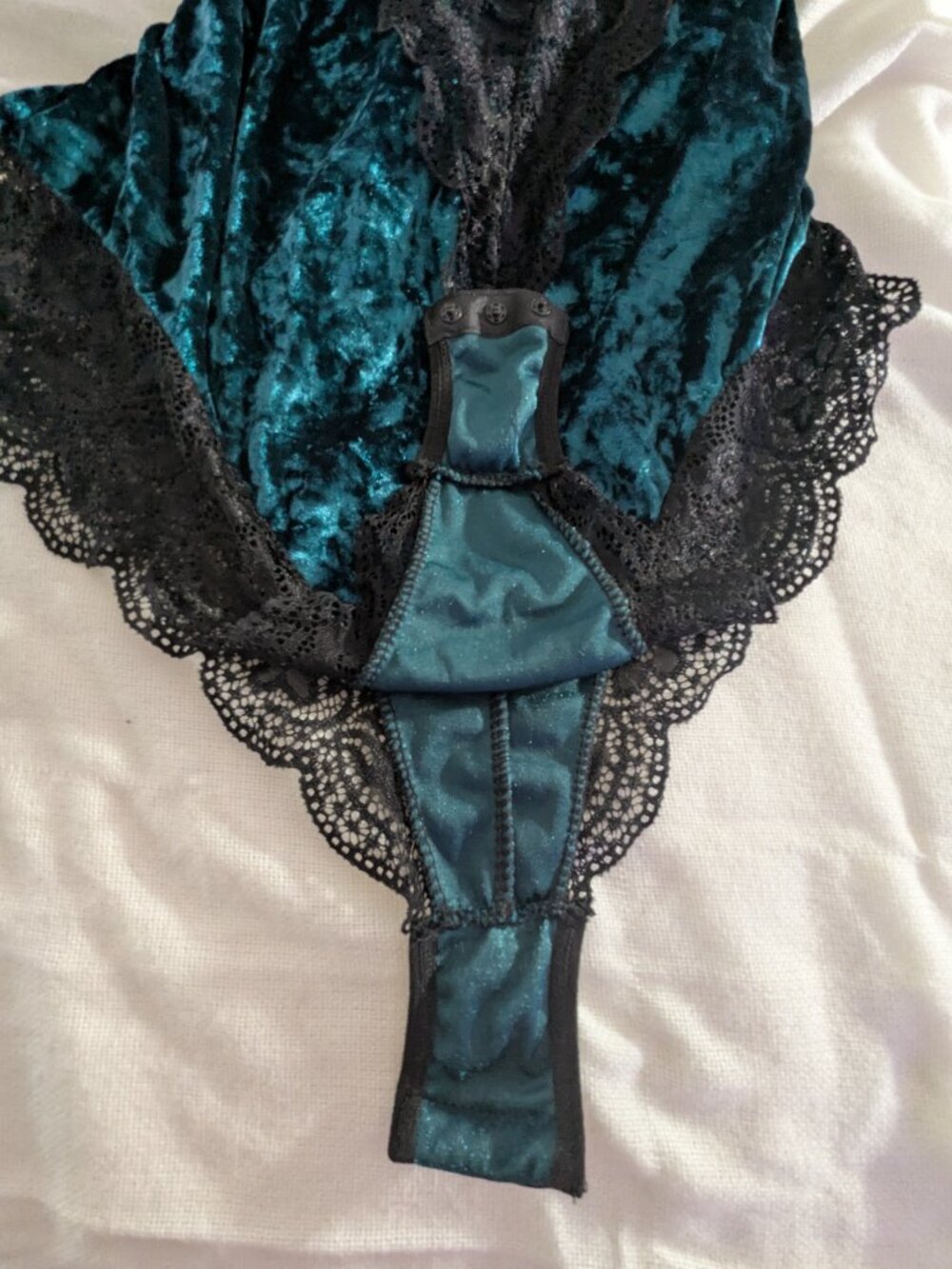 Plus size Lace Velvet Teddy Bodysuit Teal & Black NIP - Picture 3 of 7
